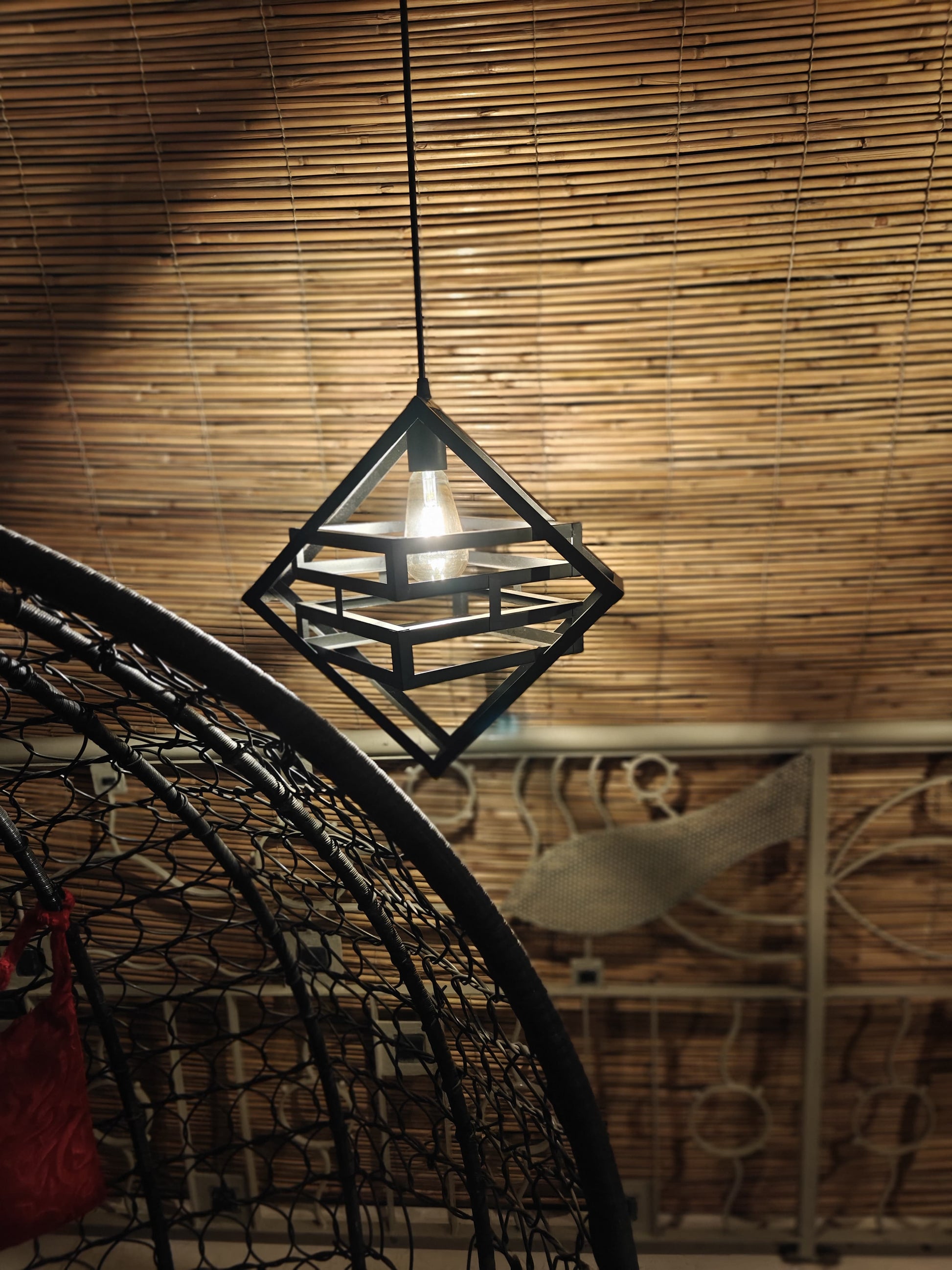 Rhombus Shaped Pendant Light