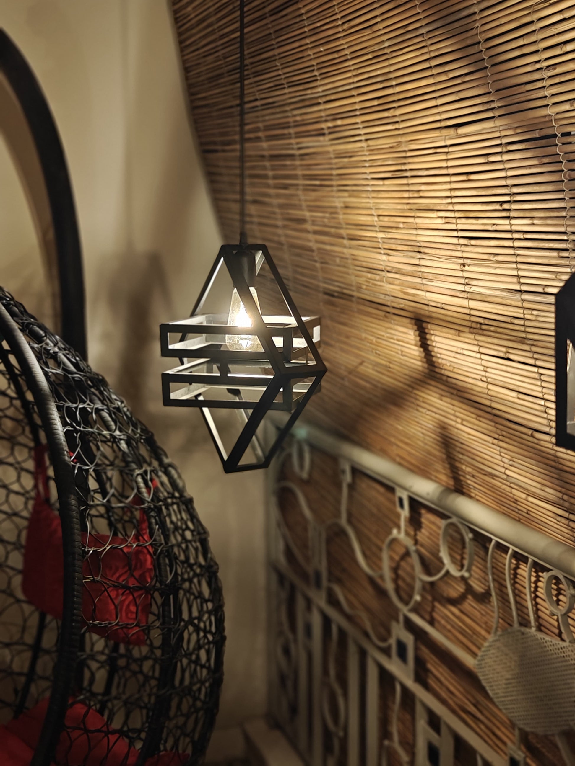 Rhombus Shaped Pendant Light