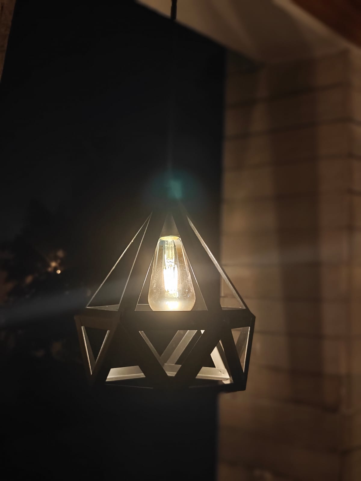 Big Diamond Shaped Pendant Light