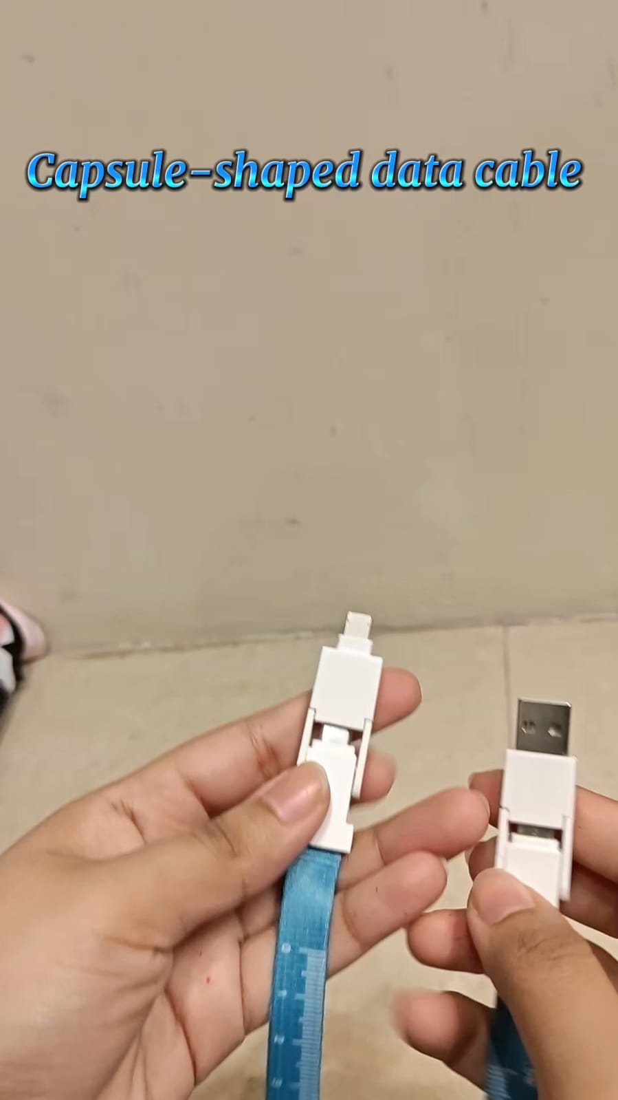 Capsule-shaped Data cable