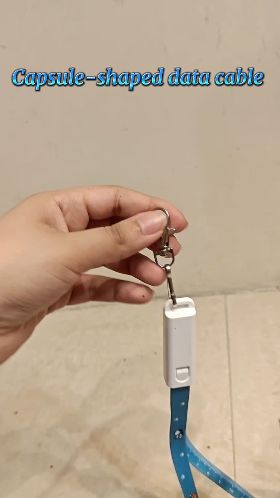 Capsule-shaped Data cable