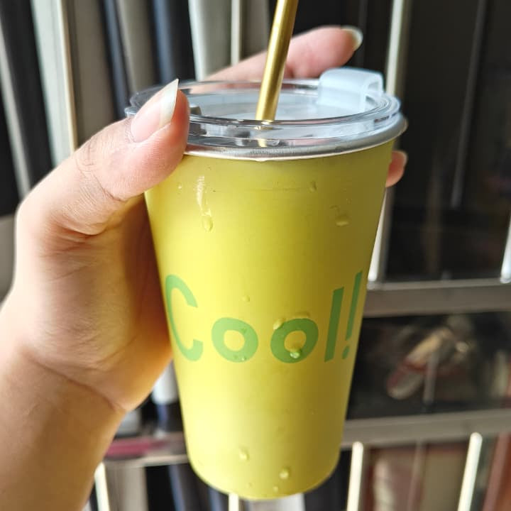 COOL (Yellow) color changing Tumbler (470 ml)