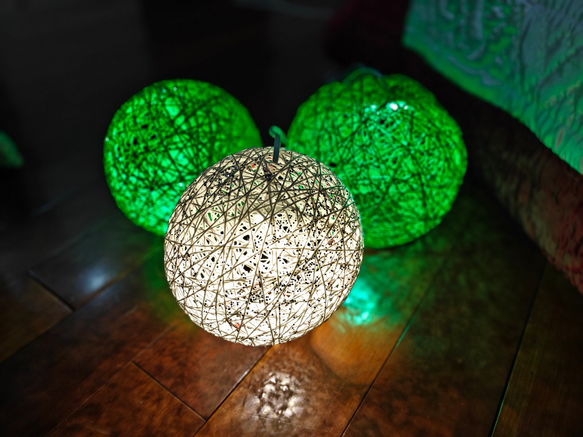 One Ball String Light
