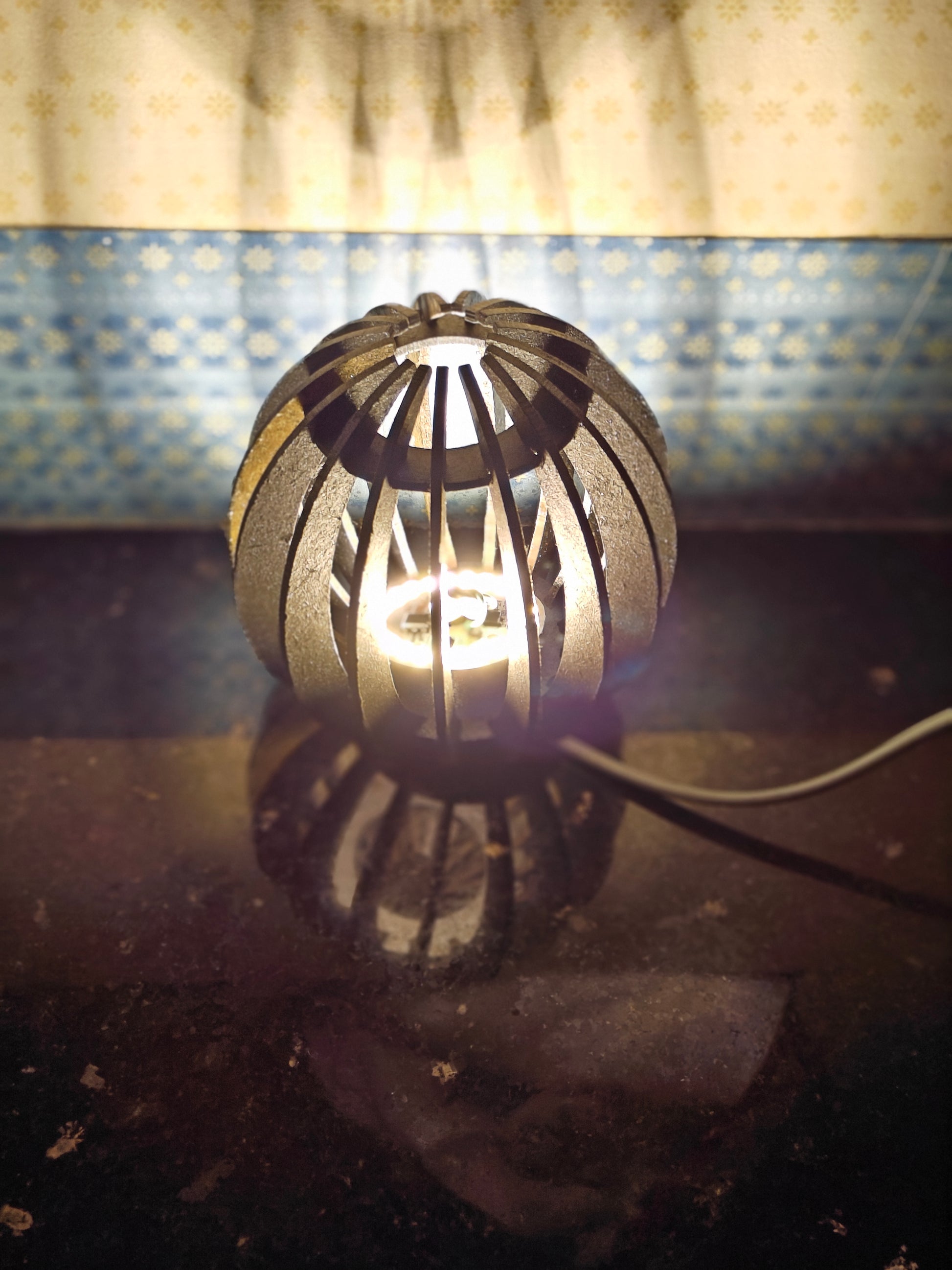 LED Wooden Pendant light