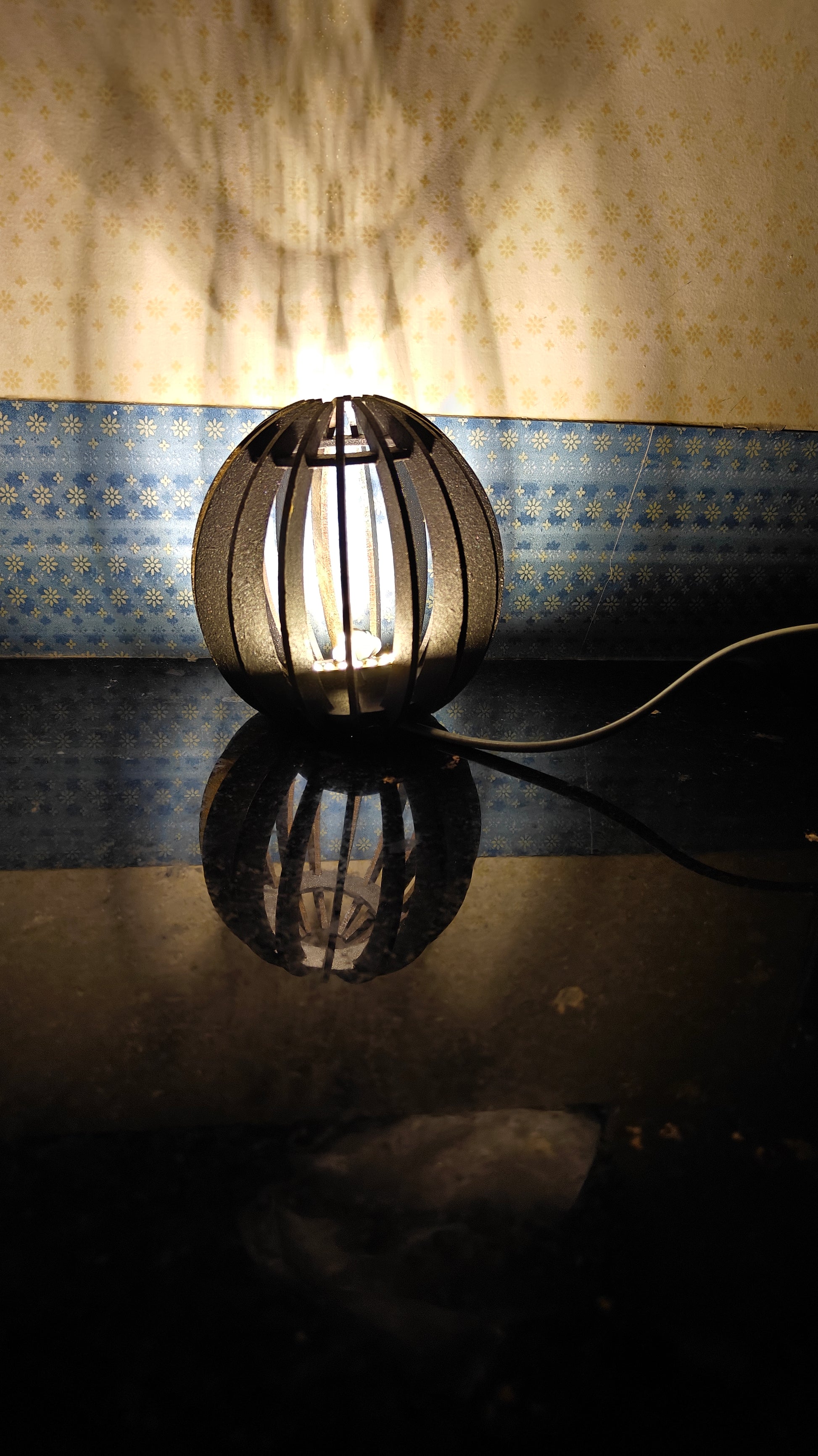 LED Wooden Pendant light